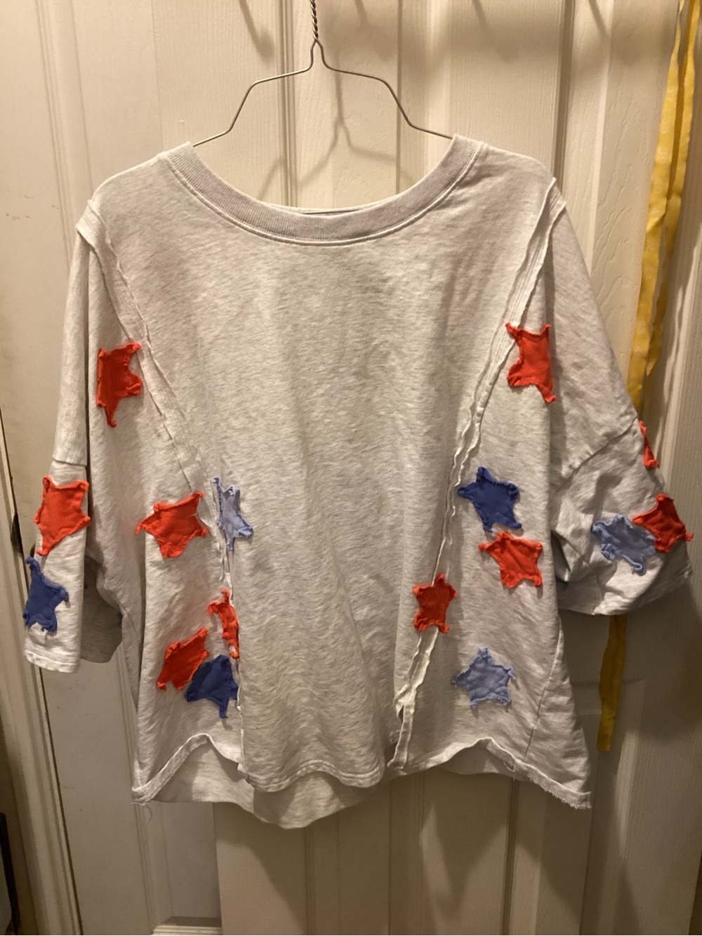 easel White Star-Appliqué Sweatshirt with Red & Blue Stars